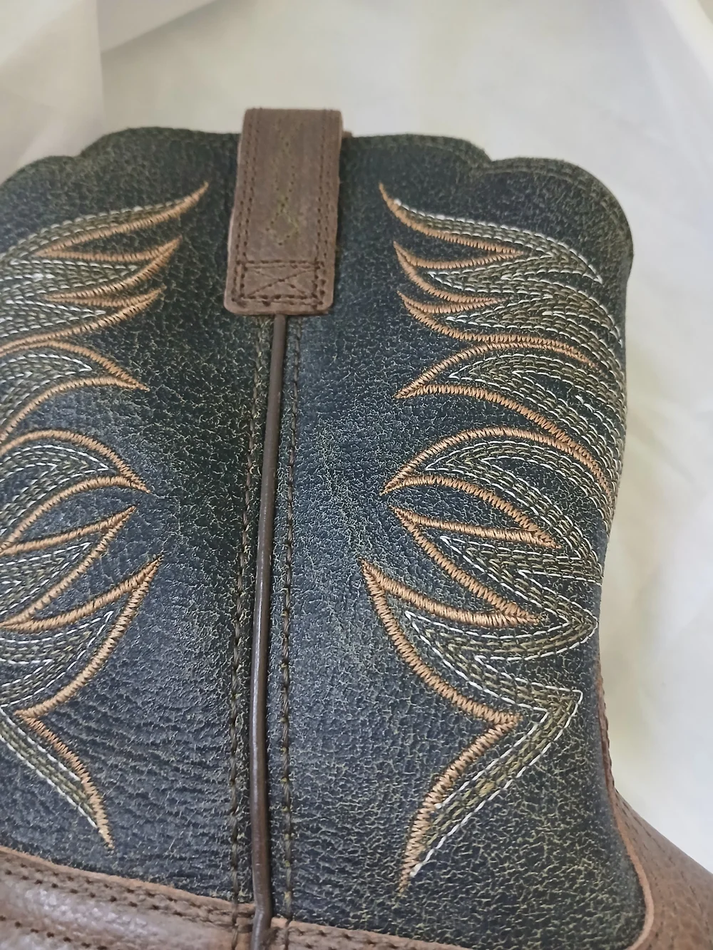 Ariat tombstone western